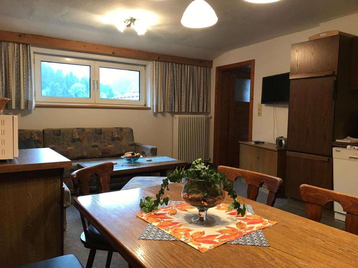 Apartamento Pony-Ziegen-Hasen-Ranch Bichlbach Exterior foto