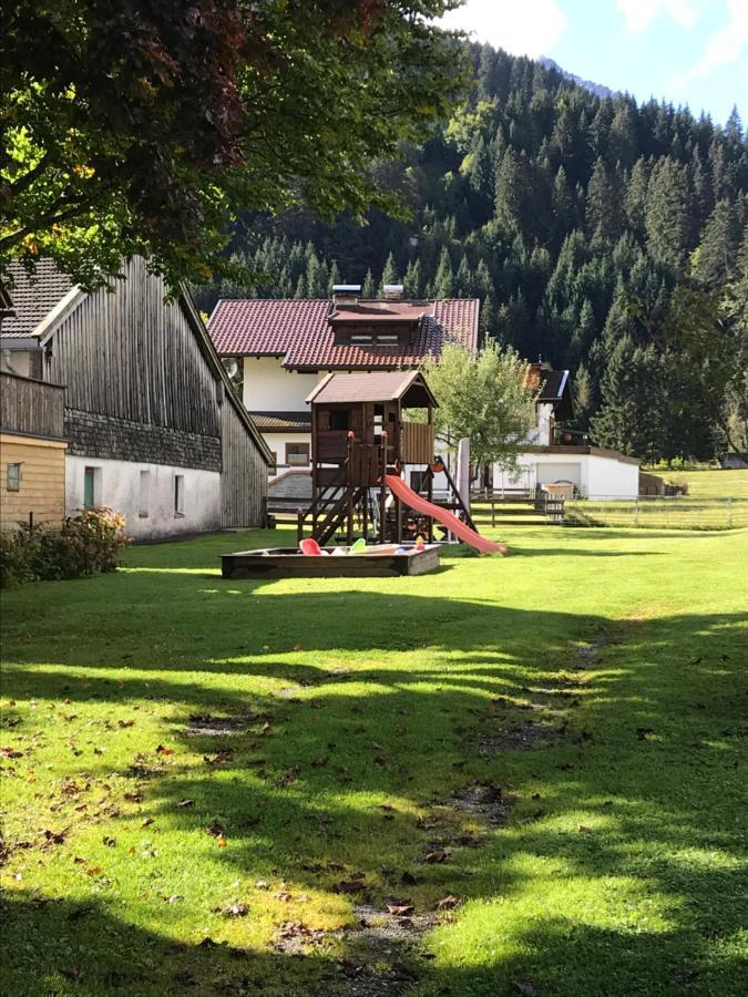 Apartamento Pony-Ziegen-Hasen-Ranch Bichlbach Exterior foto