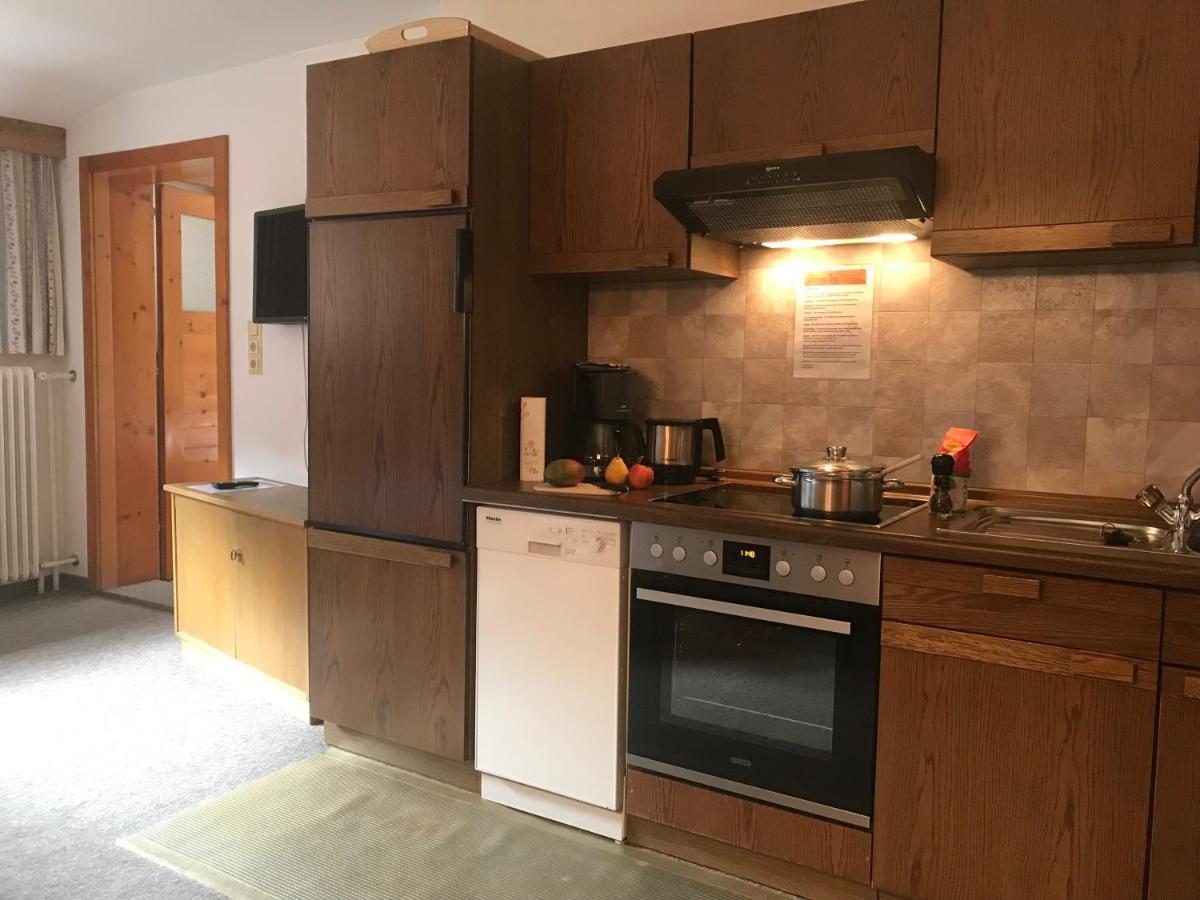 Apartamento Pony-Ziegen-Hasen-Ranch Bichlbach Exterior foto